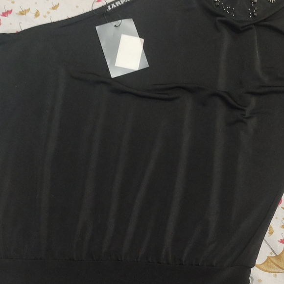 One shoulder top - Picture 6 of 7